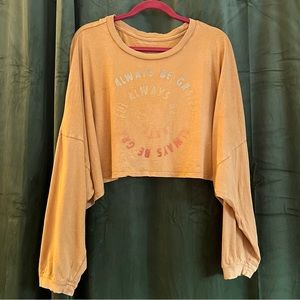 AE Yellow Graphic Long Sleeve Crop Tee Size L